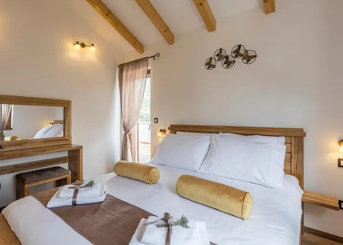 Grey Stone Vila *